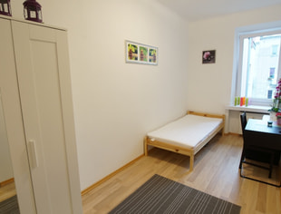 ŚW.JERZEGO 5/7  MANUFAKTURA  POKÓJ NR 3 , Łódź-1