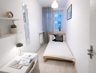 Pokój 1-osobowy  nr 5 przy ul Morskiej 99 , Gdynia-1