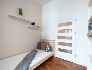 Single room no. 4, Łódź-1
