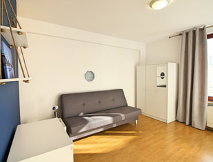 Pokój 5 Jana Pawła II, Warszawa-1