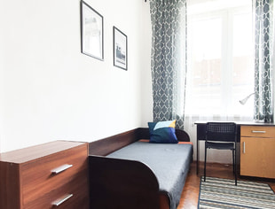 Pokój Centrum Plac Inwalidów Królewska AGH UP UJ balkon w mieszkaniu, Kraków-1