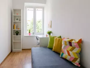 Single room no. 2 ul. Zielona 38/pl. Haller, Łódź-1