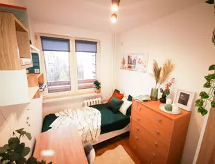 Pokój 1-osobowy, ul. Bobrzeckiej, blisko Opolska, UR (3), Krakow-1