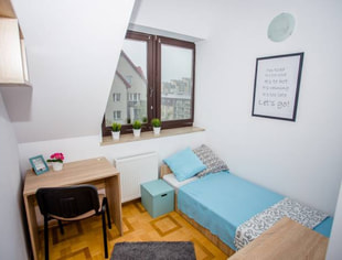 Pokój jednoosobowy #11 przy ul. Pod Strzechą 4/13, Warszawa-1