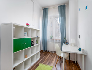 A large and quiet room next to Politechnika, room no.5, Warszawa-1