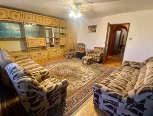 Duży pokój 2-os. z balkonem, os. Dziesięciny, Białystok-1