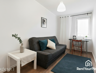 Single room no. 3 in a spacious apartment in Chełm, Gdańsk-1
