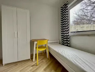 Pokój nr 3 z balkonem, Amałowicza Tatara 2c, Rembertów, blisko ASW, Warszawa-1