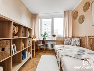 Pokój nr 2 w trzypokojowym mieszkaniu, Przymorze, Bora-Komorowskiego, Gdańsk-1