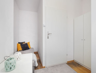 Single room #4 at Znanieckiego 2 Street, Warszawa-1