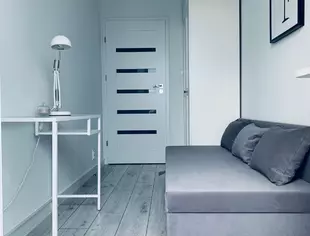 Pokój jednoosobowy #4 przy ul. Wita Stwosza 44, Warszawa-1