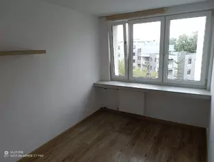 Room 1,2,3, Uniwersytecka Street 42, Łódź-1