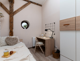 Cozy single room in an attic apartment in the center, Kraków-1