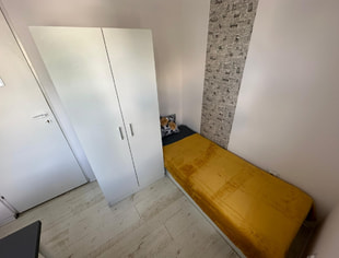 Single room #9 at Wita Stwosza 17b [FOR WOMEN], Warszawa-1