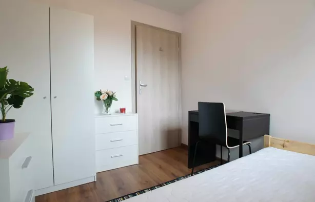 POPOWSKI 1 PIŁSUDSKI ROOM No. 2, Łódź-1