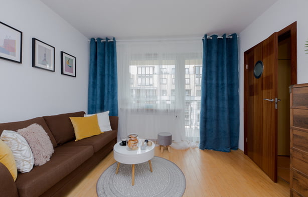 POKÓJ Z WŁASNĄ ŁAZIENKĄ i BALKONEM, BEMOWO, Warszawa-1