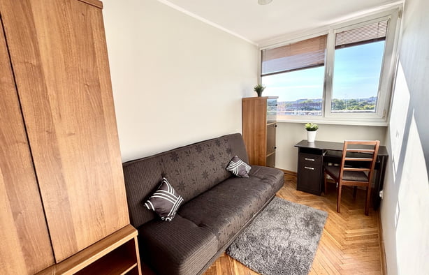 Pokój 1-osobowy 3 - trzeci  po lewej od wejścia, Wroclaw-1