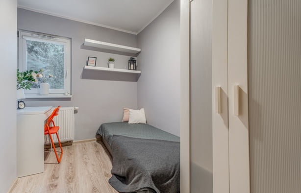 Pokój ul. Św. St. Kostki na Pogodnie! (-1, p. 4), Szczecin-1