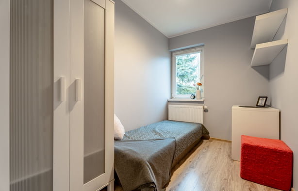 Pokój ul. św. St. Kostki na Pogodnie! (1, p. 4), Szczecin-1