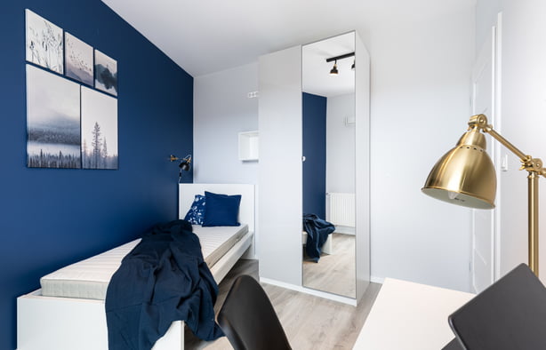 Pokój nr 1, Kraków-1