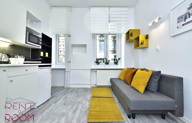 RADWAŃSKA 8 PIOTRKOWSKA UNIVERSITY OF TECHNOLOGY STUDIO 1, Łódź-1