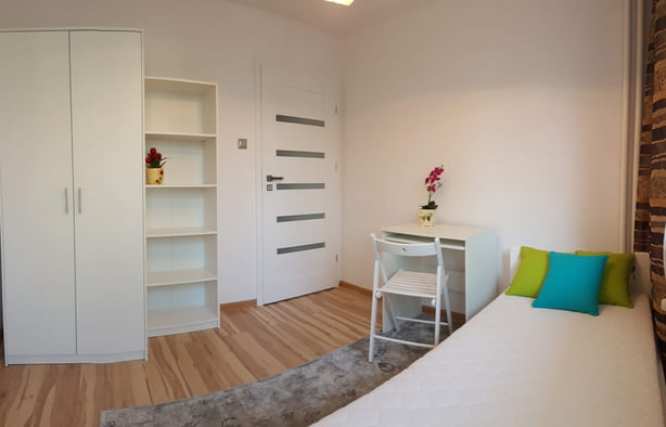 Pokój nr 2 przy Batorego 29, Warszawa-1