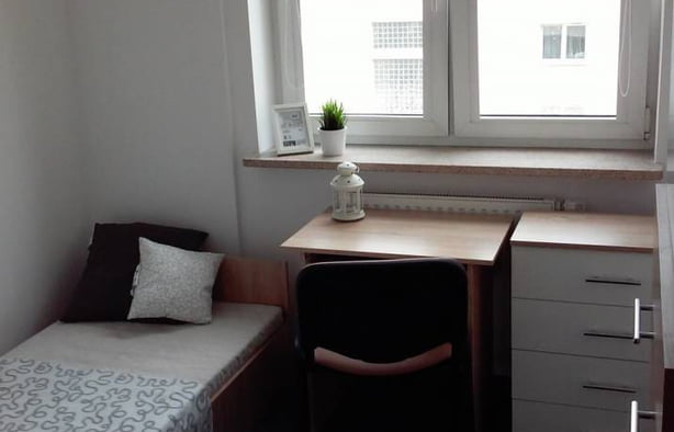 Pokój jednoosobowy #1 przy ul. Alternatywy 7, Warszawa-1