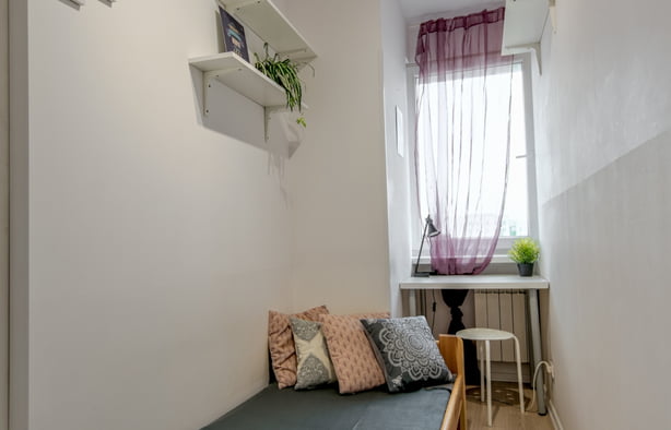 Pokój jednoosobowy #3 przy ul. Lachmana 2 [TYLKO DLA KOBIET], Warszawa-1