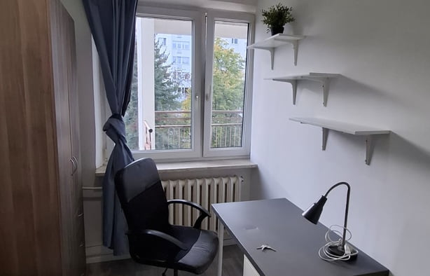 Pokój jednoosobowy #3 przy ul. Na Uboczu 18, Warszawa-1