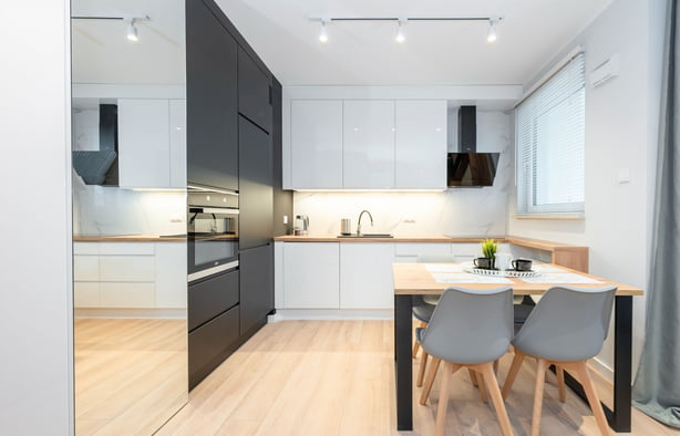 Nowoczesna kawalerka 30 m2, PKP Ursus / Herbu Oksza 4, Warszawa-1