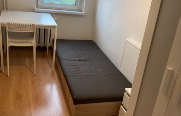 Room number 4, Katowice-1