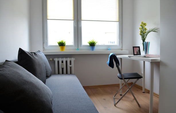 Однокімнатна кімната в 3-кімнатній квартирі неподалік від Мануфактури та площі Волнощі, Łódź-1