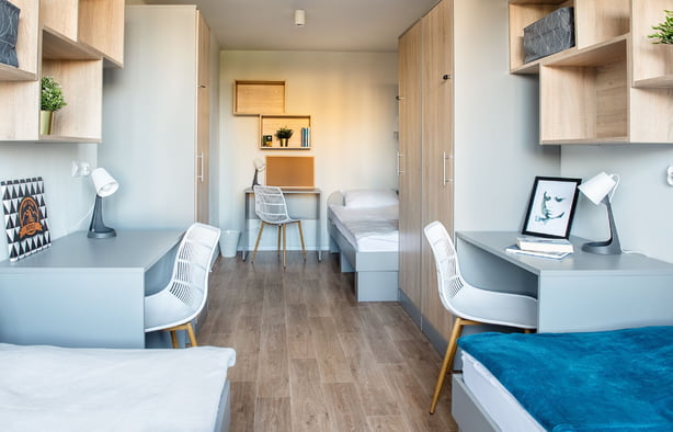 Oferta specjalna 10% off! - Miejsce w pokoju 3-os. na semestr letni, Kraków-1