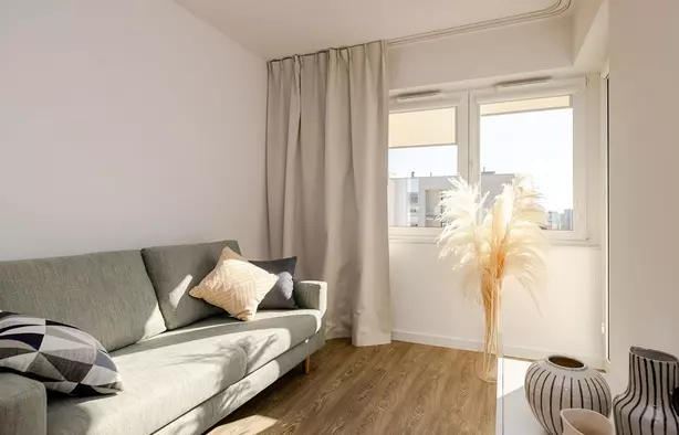2-pokojowe | 33.4 m2 | Balkon | Internet w cenie | Bezpośrednio, Warszawa-1