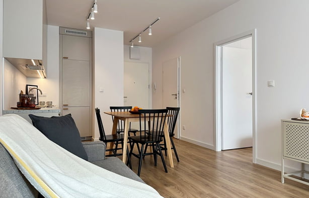 2-pokojowe | 39.2 m2 | Balkon | Internet w cenie | Bezpośrednio, Warszawa-1