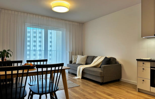 2-pokojowe | 41.2 m2 | Balkon | Internet w cenie | Bezpośrednio, Warszawa-1