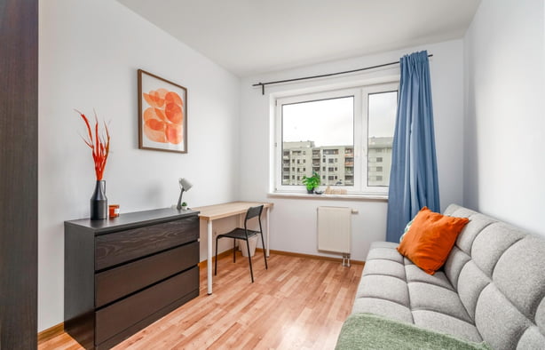 Pokój przy Rondzie Wiatraczna nr 2, Warszawa-1