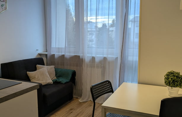 Kawalerka, ul. Wiejska, blisko Capgemini, Tauron Arena (09), Kraków-1