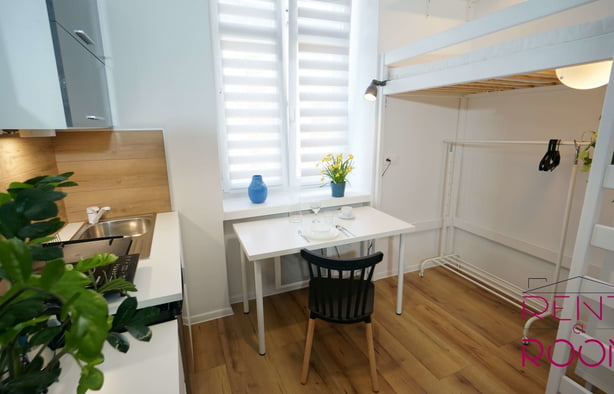 SIENKIEWICZA 29  DWORZEC FABRYCZNY STUDIO NR 1 1 OSOBA, Łódź-1