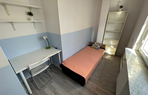 Pokój jednoosobowy #13 przy ul. Wita Stwosza 17b [DLA KOBIET], Warszawa-1