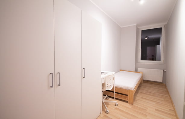 Wygodny pokój 1-os., Łukasińskiego – Centrum, dwie pełne łazienki, Wrocław-1