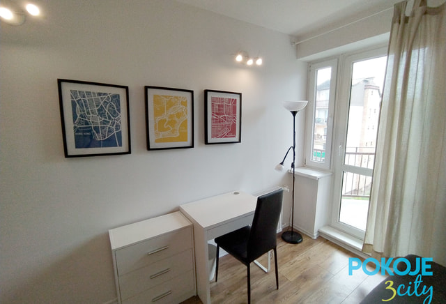 Pokój 1-osobowy z balkonem, nr 3 przy ul. Goszczyńskiego 8