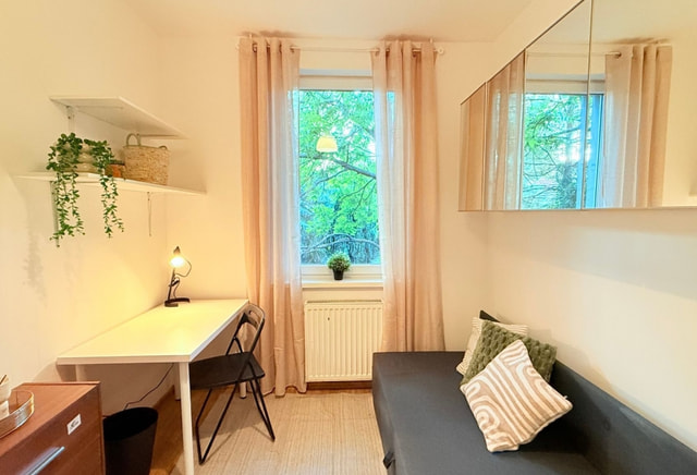 (RZEP.2A.4) Single room