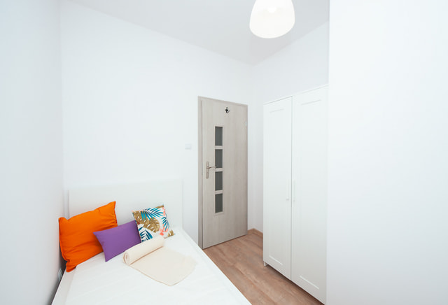 Single room no. 5 at Żeromskiego 51