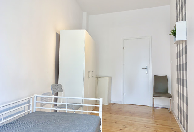 Double room, street Niemierzyńska at the Center! (No. 6)