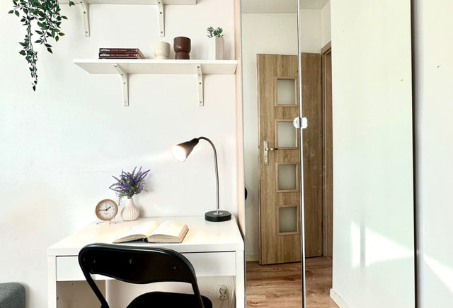 Pokój 1-osobowy  nr 5 przy ul. Kolonia Zręby 15