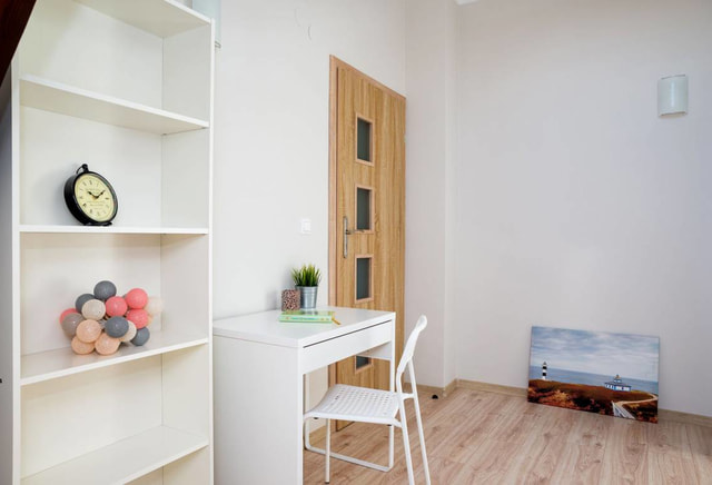 Single room No. 6, Armii Krajowej Street