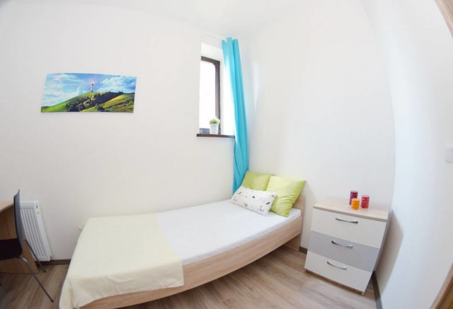 Great single room in the center, right next to Nowy Kleparz