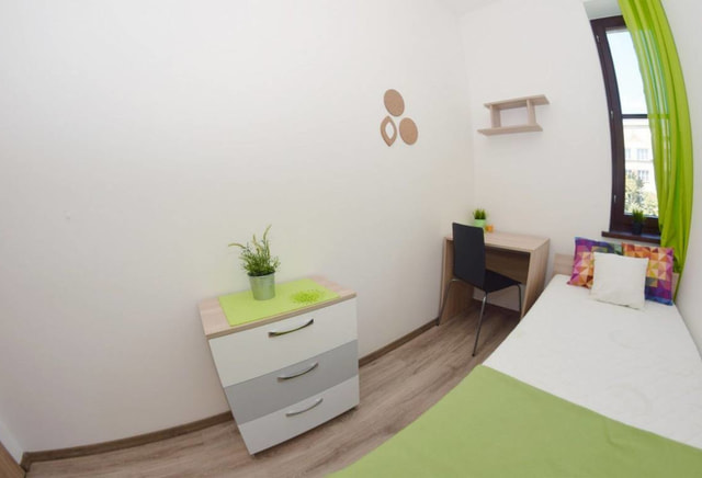 Cozy single room in a tenement house, center, Nowy Kleparz