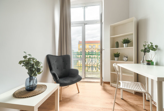 pokój 1 - osobowy nr 4 z antresolą i balkonem, ul. Piłsudskiego 36